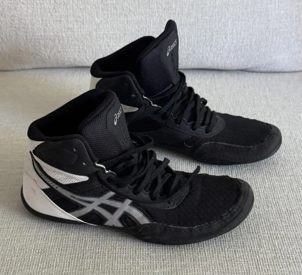 ASICS Men's Matflex 6 Wrestling Shoes Size 7 Black/Silver